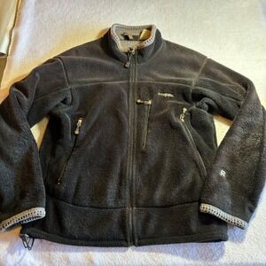 Patagonia R4 Fleece Jacket Mens Medium Black Full Zip Made in USA Vintage